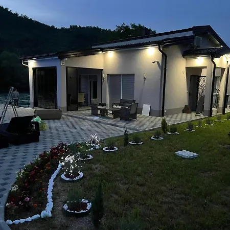 Lux Villa Bosanska Krupa